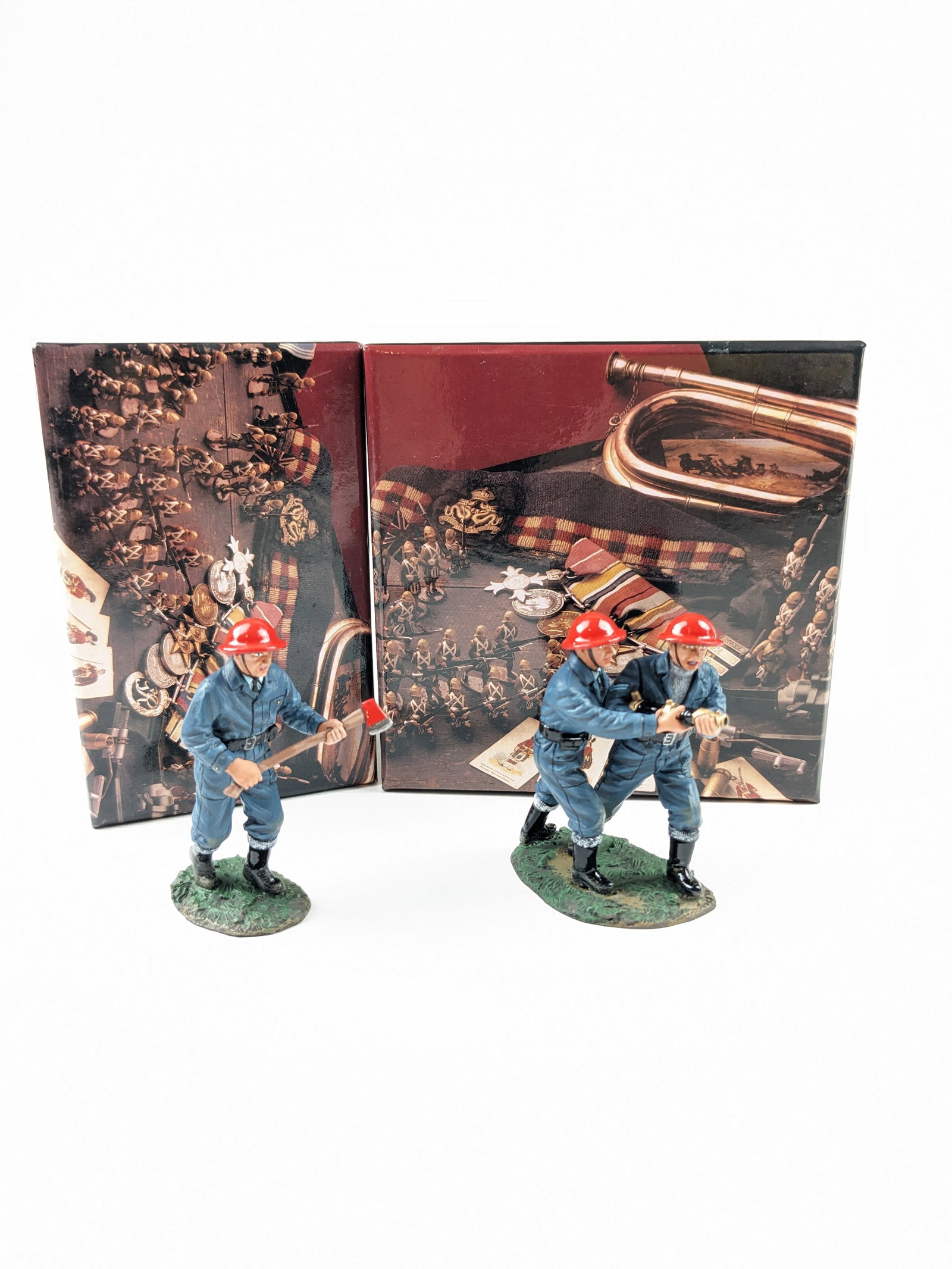 King & Country RAF 69,70 Fire Crew: 2 Pieces Condition Excellent (Fire Hose Cracked Dry Rotted) Boxes Very Good