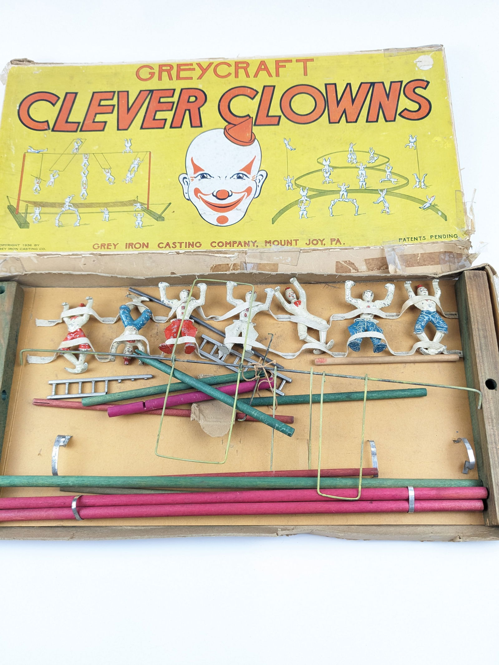 Grey Iron Clever Clowns Set 100 (1 of 1)
