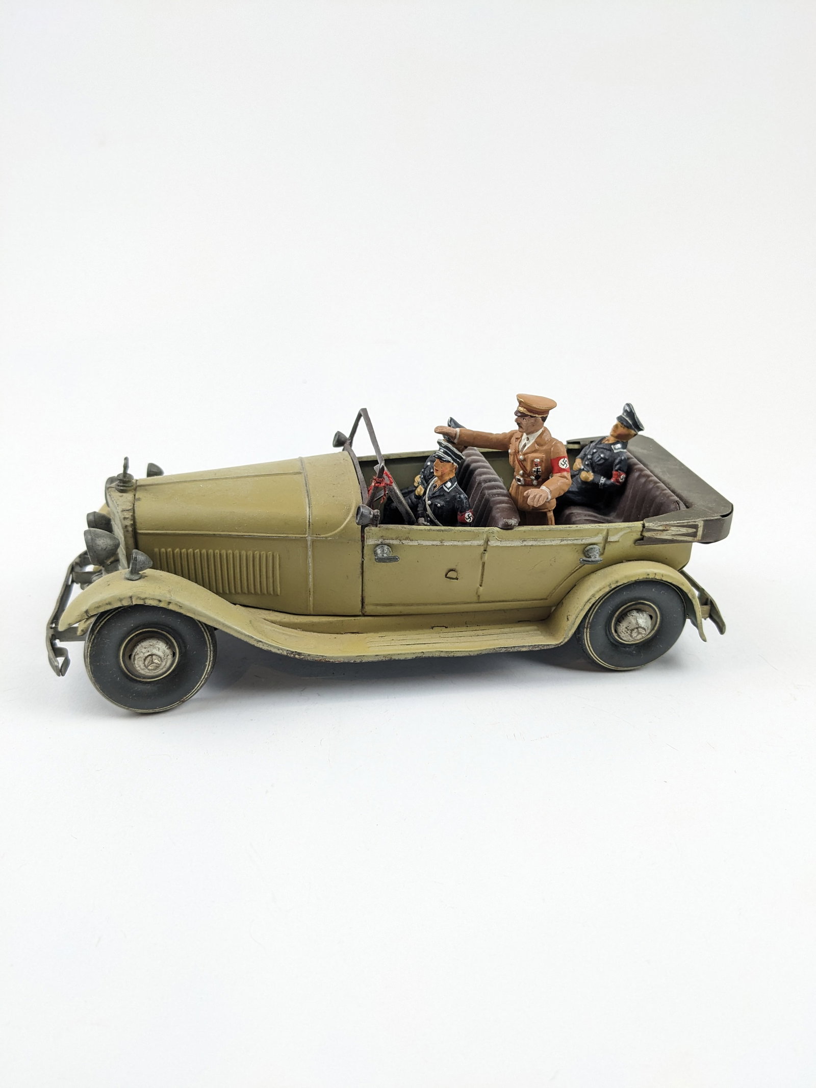 Tipp Co. Mercedes Hitler And Crew 9x4: Rare tan colored Mercedes. 5 Pieces Condition Very Good (Figures Are Newer) No Box