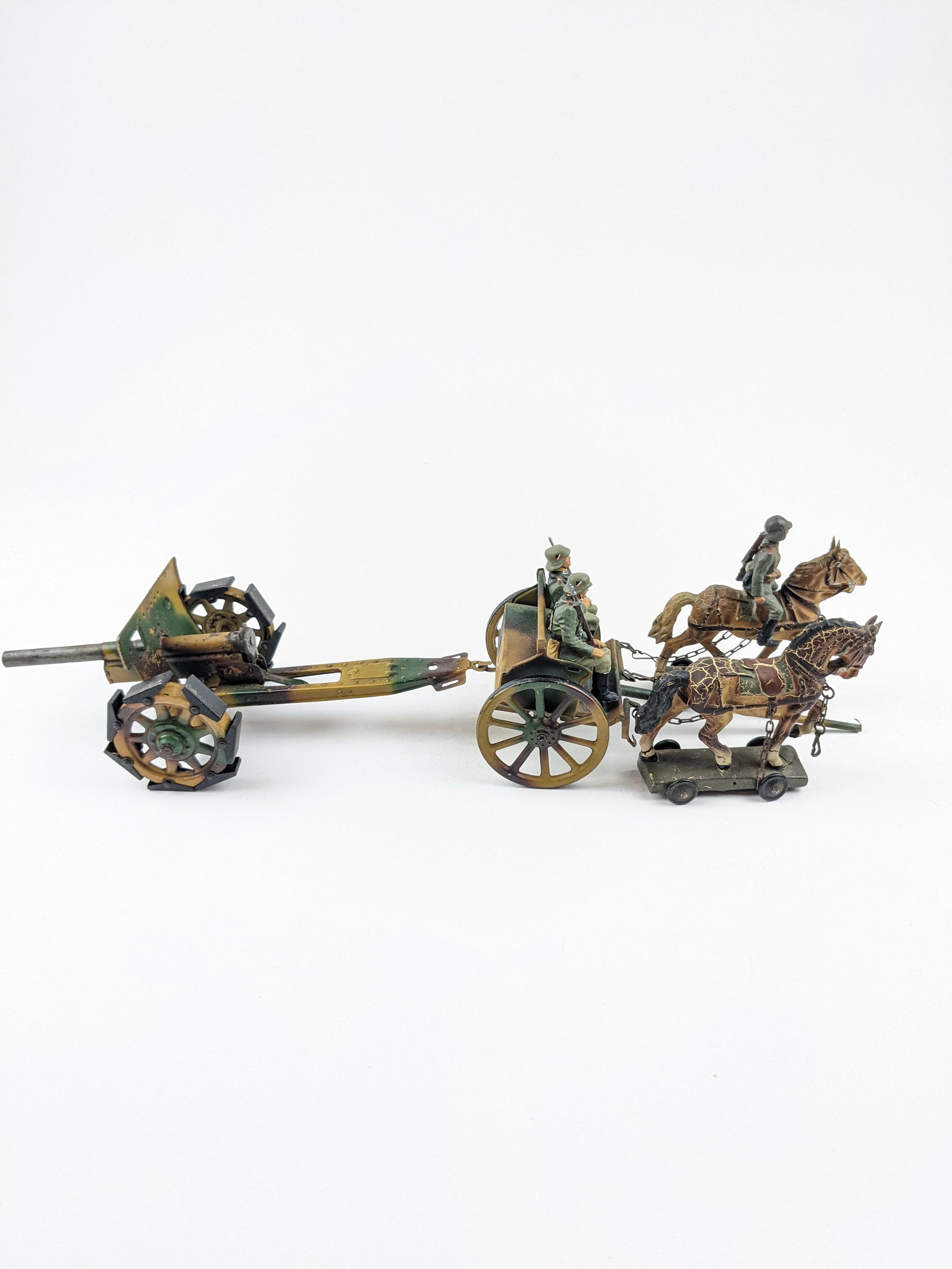Lineol German WWI Gun Team 7cm 8cm: 6 Pieces Condition Fair-Very Good (Seated Figures New,) No Box