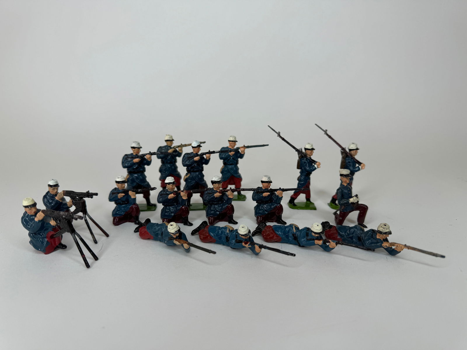 Britains from Set No 2095 French Foreign (1 of 1)