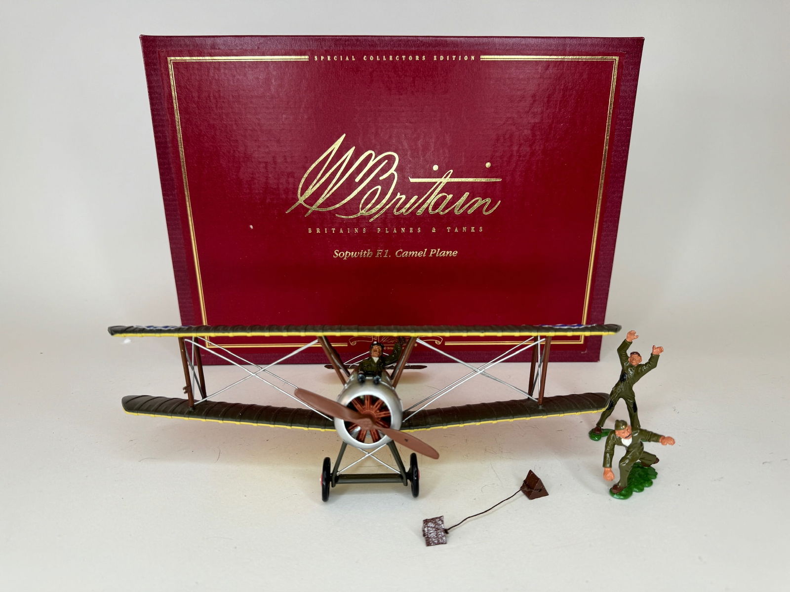 Britains No 08941 Sopwith F1 Camel Plane (1 of 2)