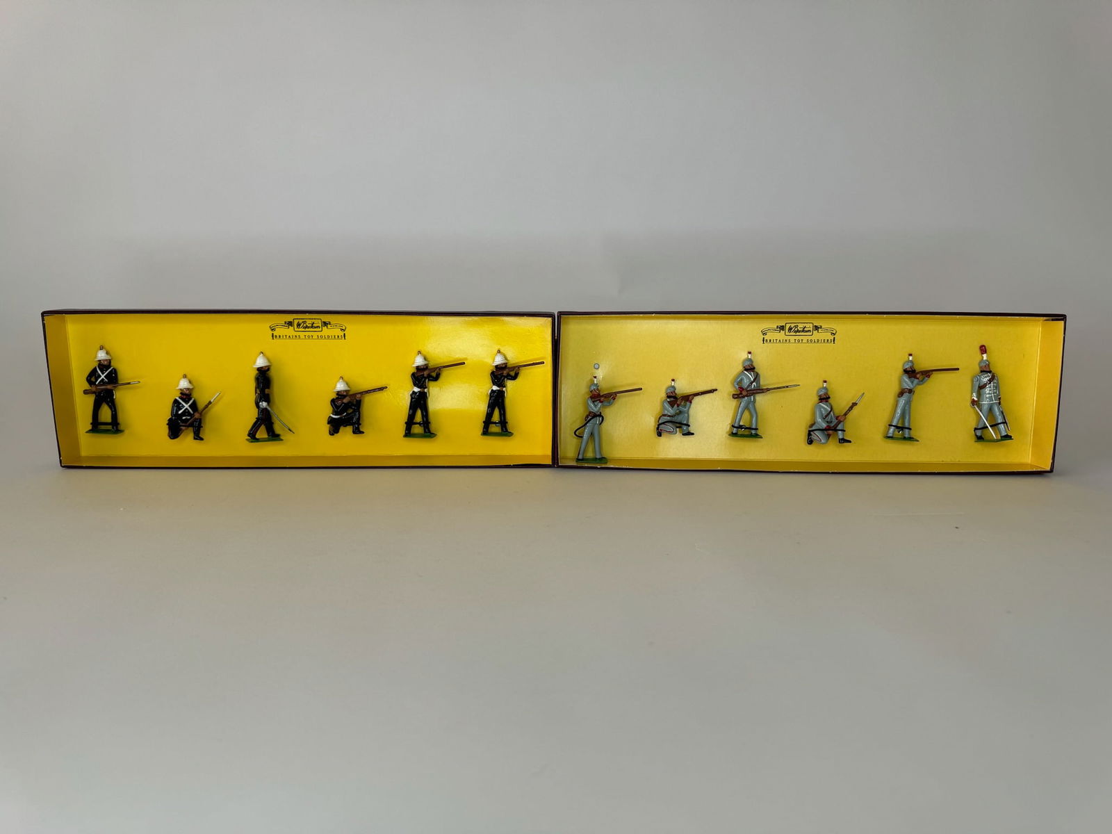 Britains No 1826 & 1827 Royal Marine Artillery (1 of 2)