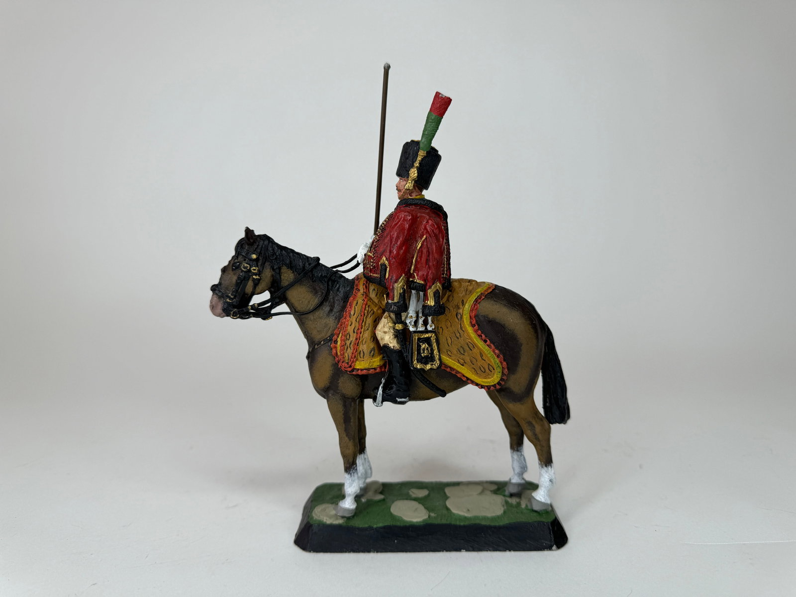 Alymer Chausseurs a Cheval Flagbearer: Large scale. Missing flag. 140 mm. Condition excellent. Unboxed.