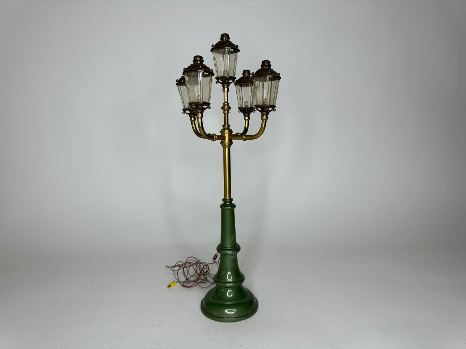 Marklin Like Five Globe Street Lamp (1 of 1)