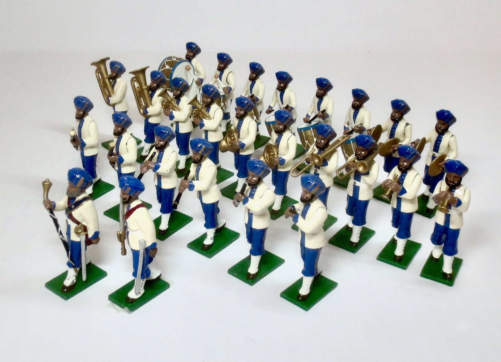 Trophy of Wales Set #PW2C Nawanhgar Band: 26 pieces. Near mint to excellent condition. Unboxed.