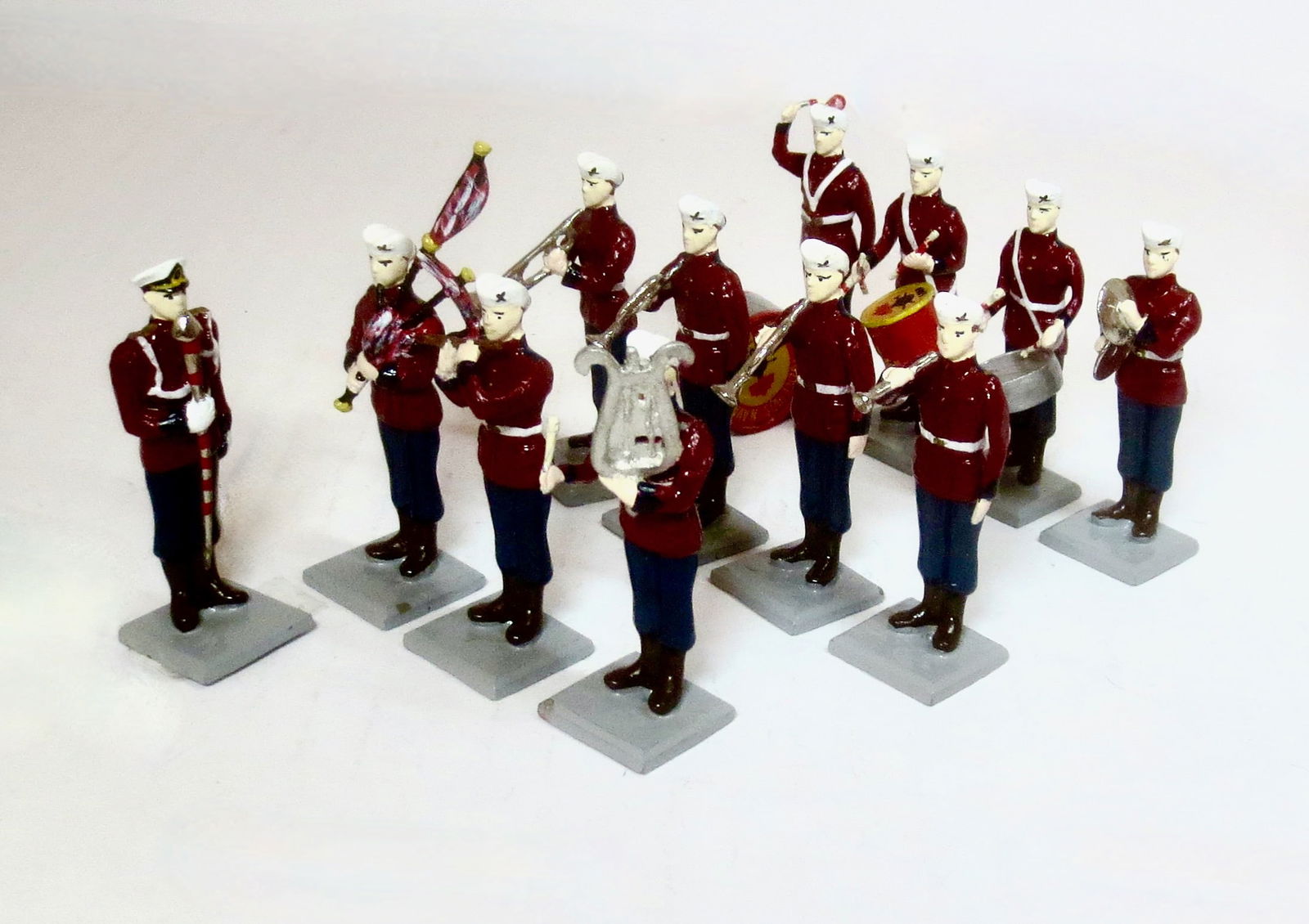 Bill The Bandman Military Band with Piper: 12 pieces. Near mint to excellent condition (loose bass drum). Unboxed.