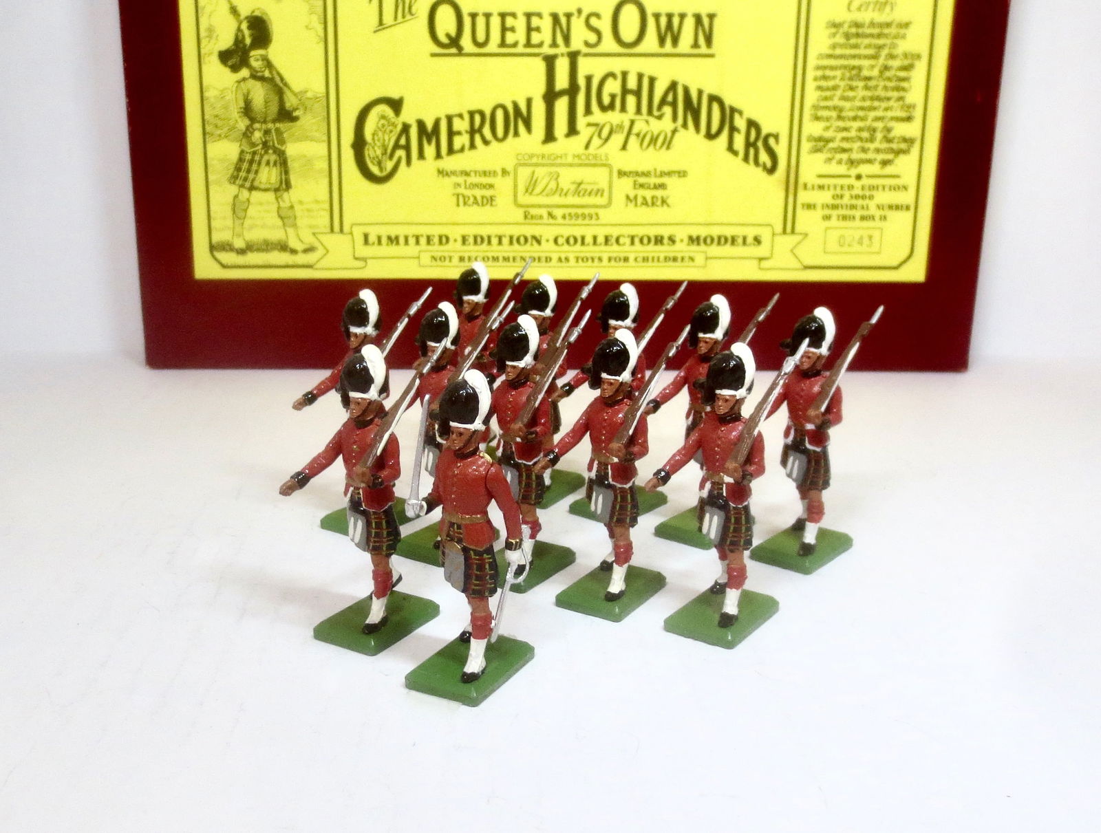 Britains #5183 The Queen's Own Cameron Highlanders (1 of 1)