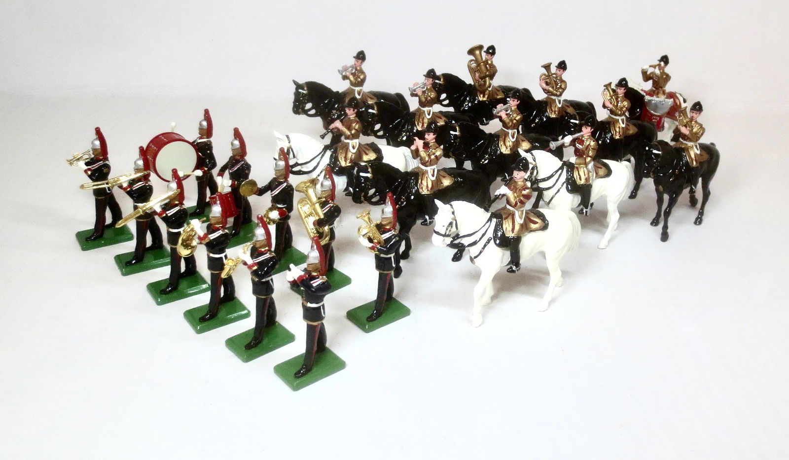 Britains Dragoon Marching Band (1 of 1)