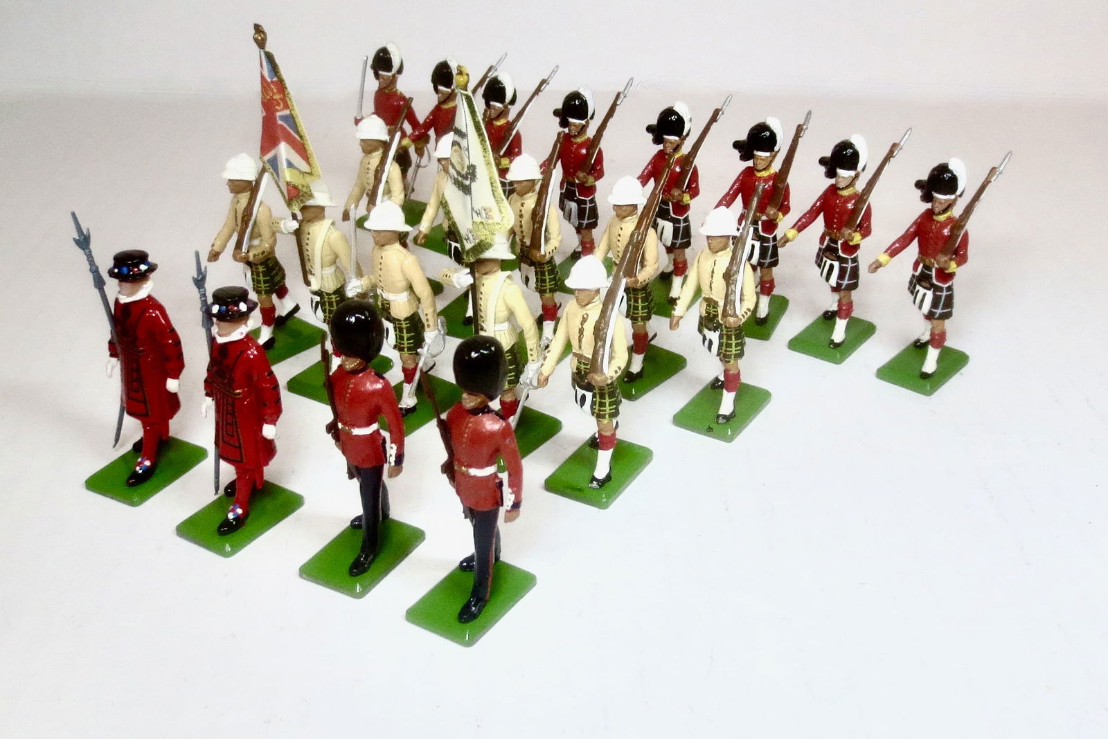 Britains Highlanders, Yeomen & Scots Guards (1 of 1)