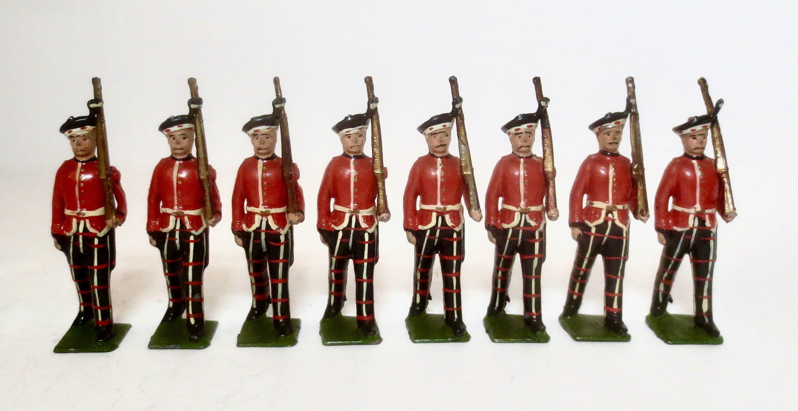 Britains #1395 King's Own Scottish Borderers (1 of 1)