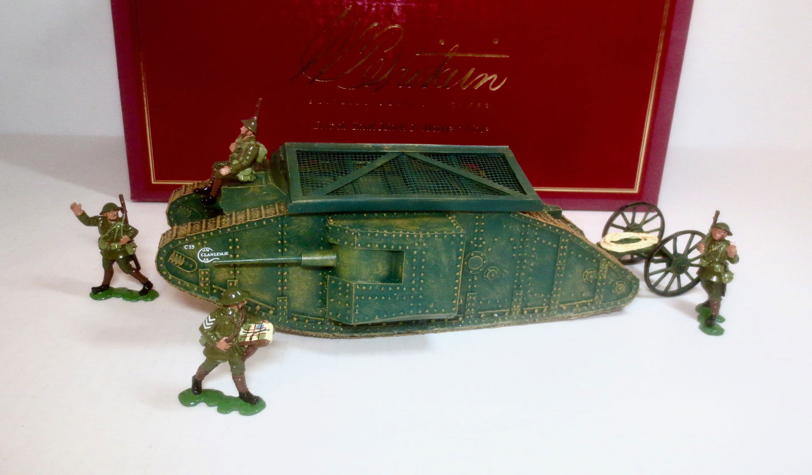 Britains #08946 British Tank Mark I (1 of 1)