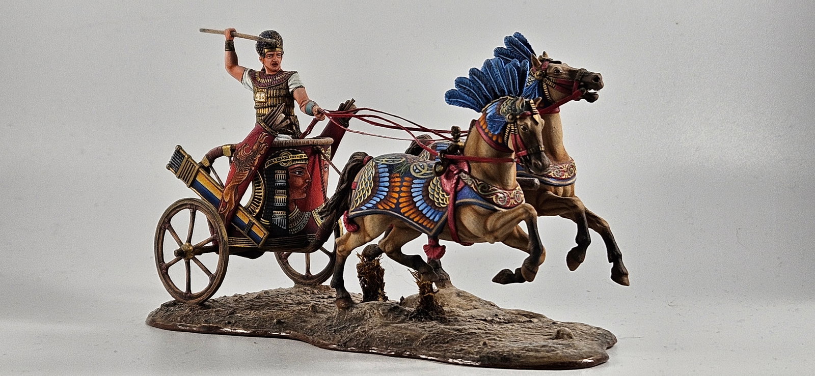AeroArt St. Petersburg Egyptian Ramses Chariot: AeroArt Military Miniatures - The St. Petersburg Collection #Aeroart EGK - Egyptian Pharoah Ramses Chariot. Excellent, Unboxed, 1 piece.