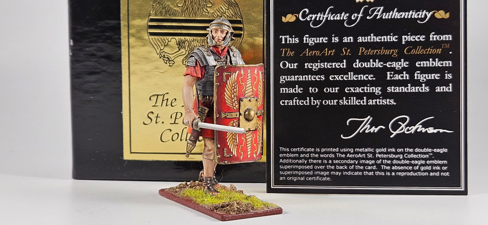 AeroArt St. Petersburg Nevskaya Roman Legionary: AeroArt Military Miniatures - The St. Petersburg Collection #6162 Roman Legionary Walking - Nevskaya Studios - Tatyana Gapchenko - Highest Quality Figure by a legendary artist. Excellent Boxed, 1 Piec