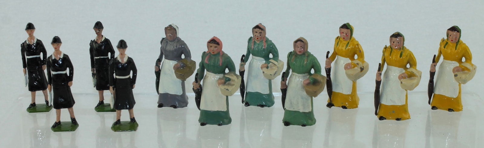 Britains Lot of Farm Ladies (1 of 2)