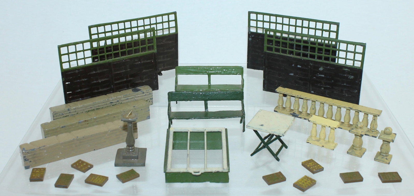 Britains Lot Garden Fencing Sundial Seats (1 of 4)