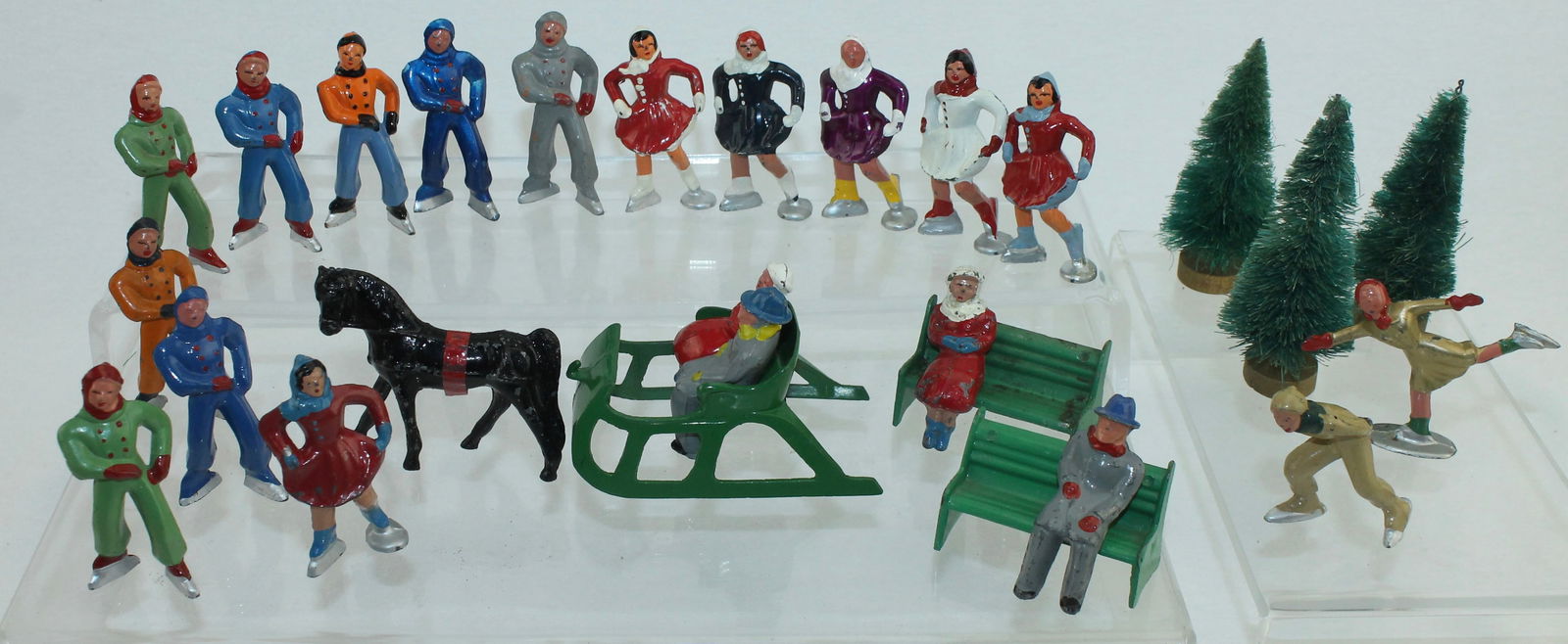 Barclay Lot Sleigh Ride and Skaters (1 of 3)