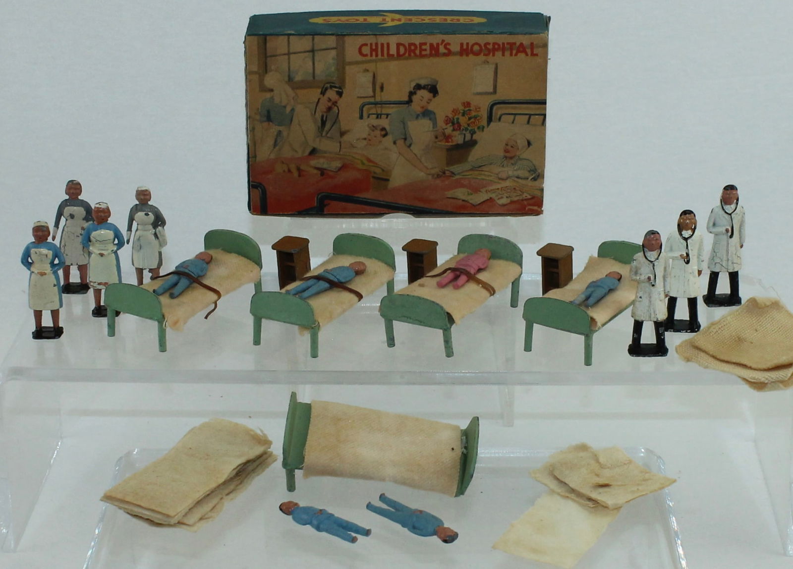 Crescent Set 1228 Children's Hospital (1 of 5)