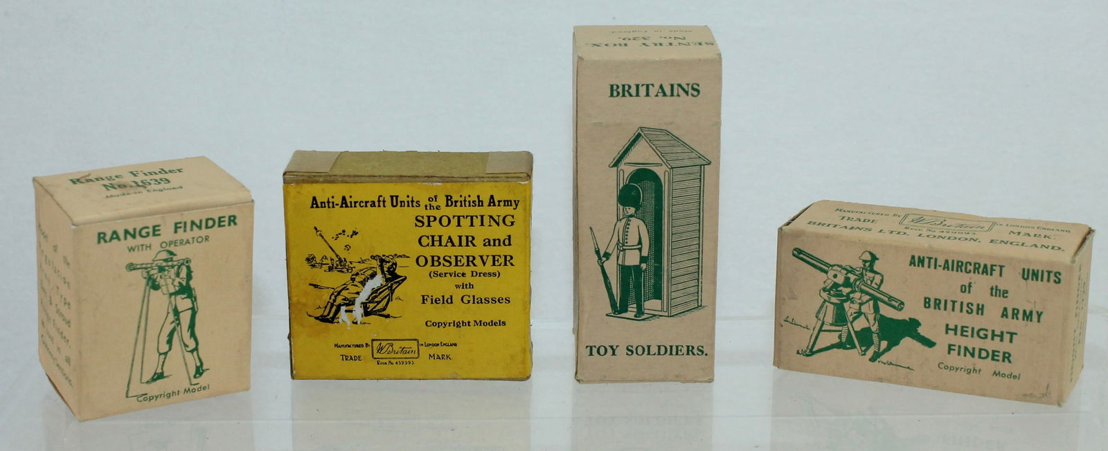 Britains Lot Boxed Artillery Figures (1 of 2)