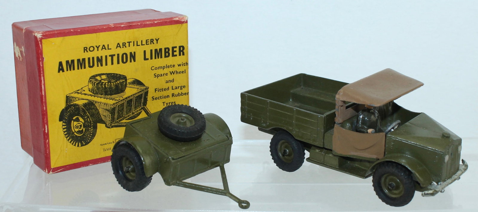 Britains Lot Army Vehicles: Lot includes Set 1877 Beetle Lorry with Driver and Set 1726 Ammunition Limber. 3 Pieces. Condition Very Good to Excellent. Box Good.