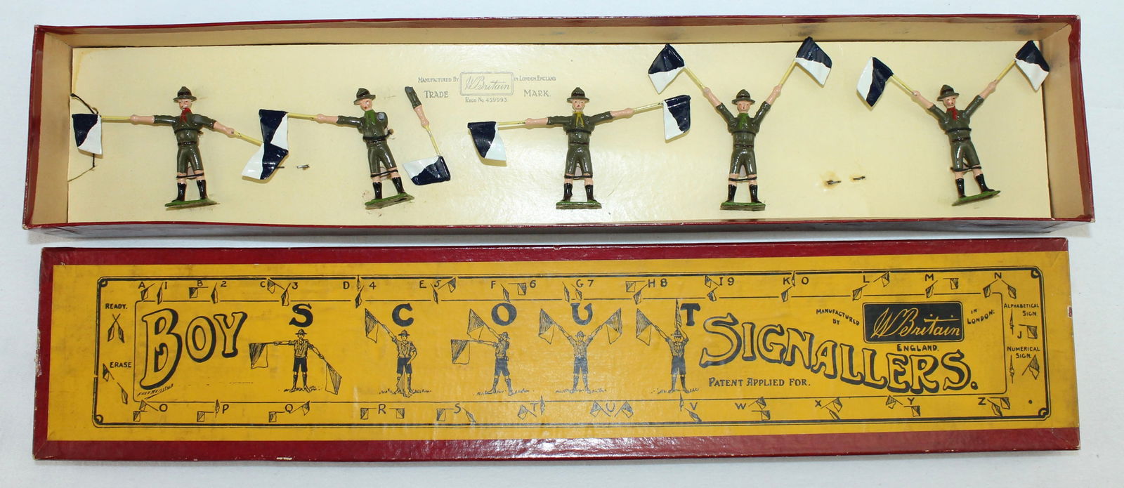Britains Set 163 Boy Scout Signallers (1 of 4)