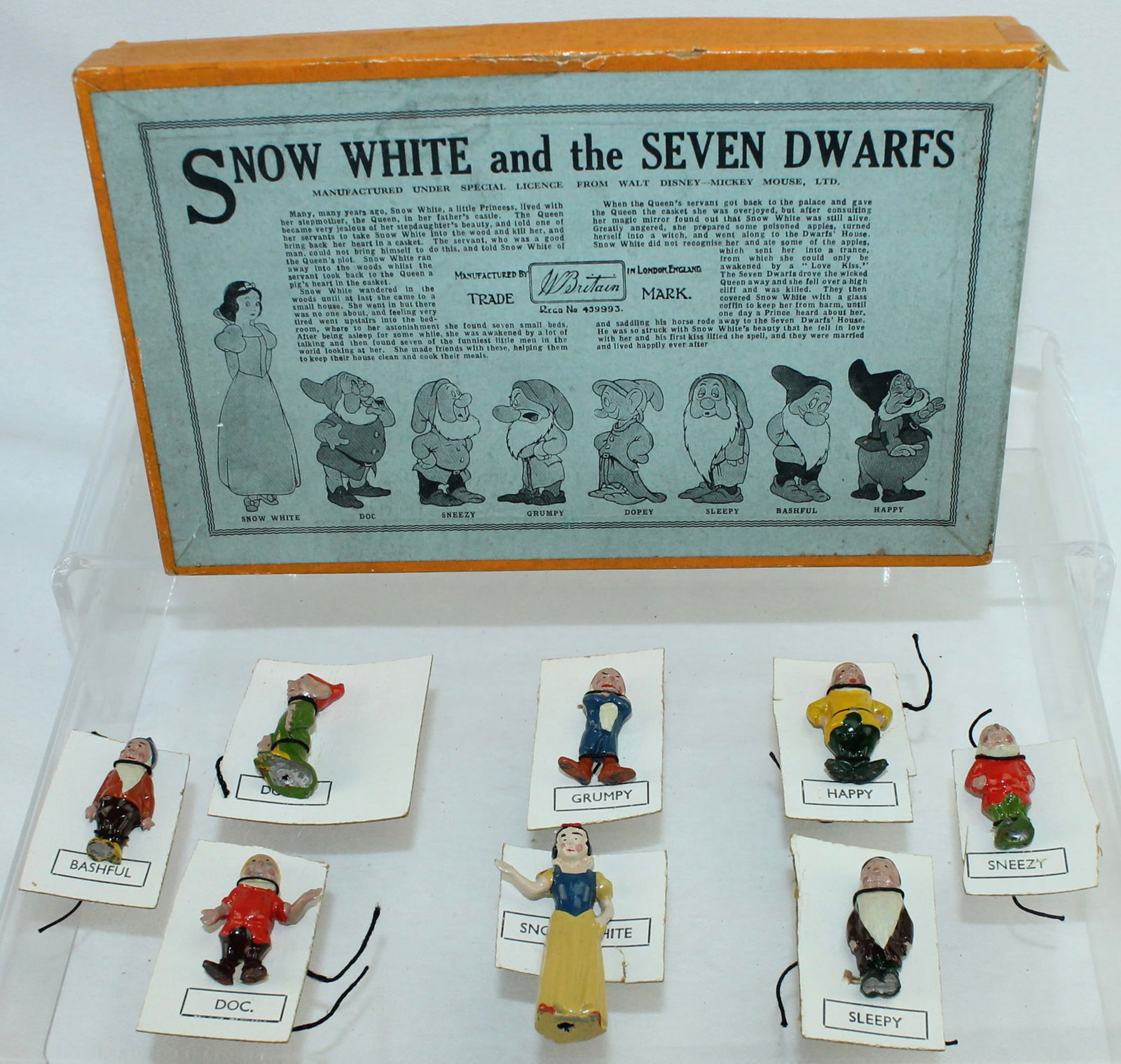 Britains Set 1654 Snow White and Seven Dwarfs (1 of 5)