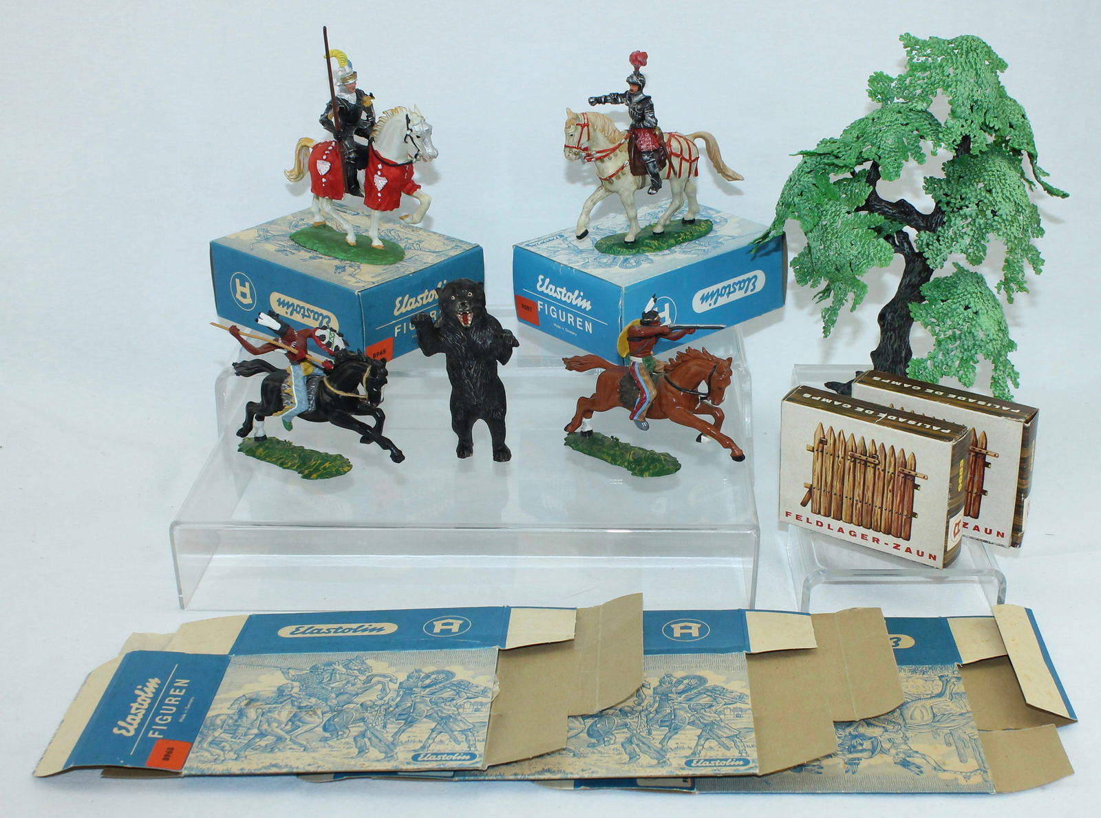 Elastolin 7cm Plastics Lot (1 of 4)