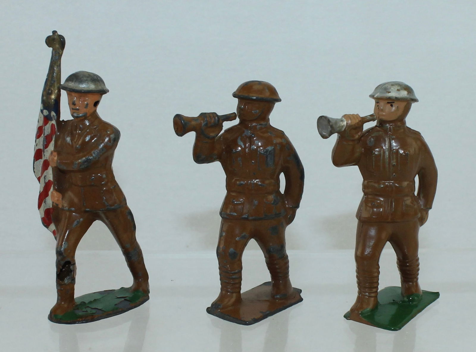 American Metal Toys Lot Flag Bearer and Buglers (1 of 2)