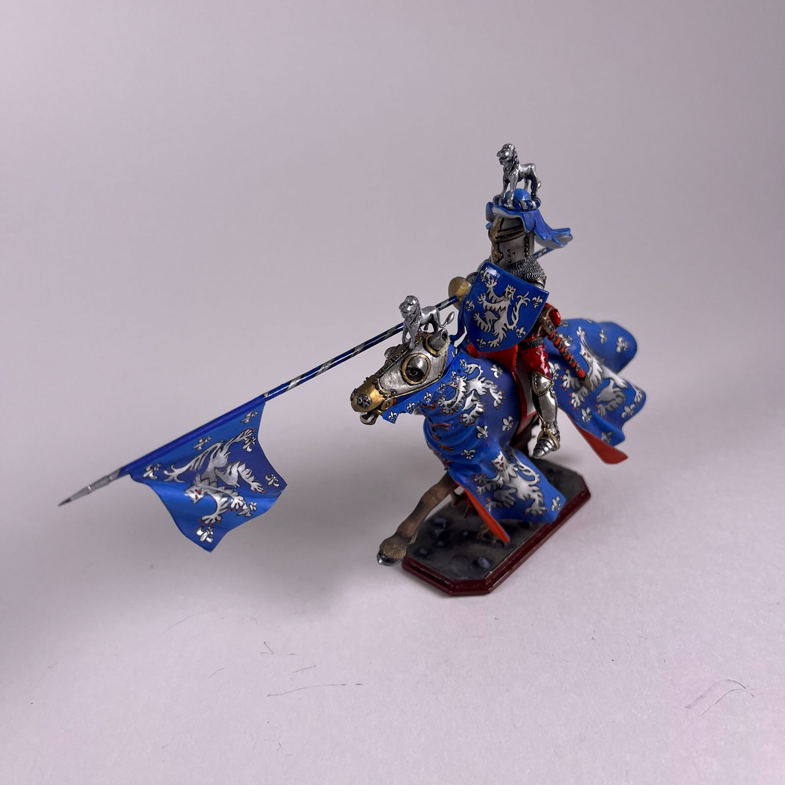 St Petersburg Collection Knight Thomas Holland (1 of 4)