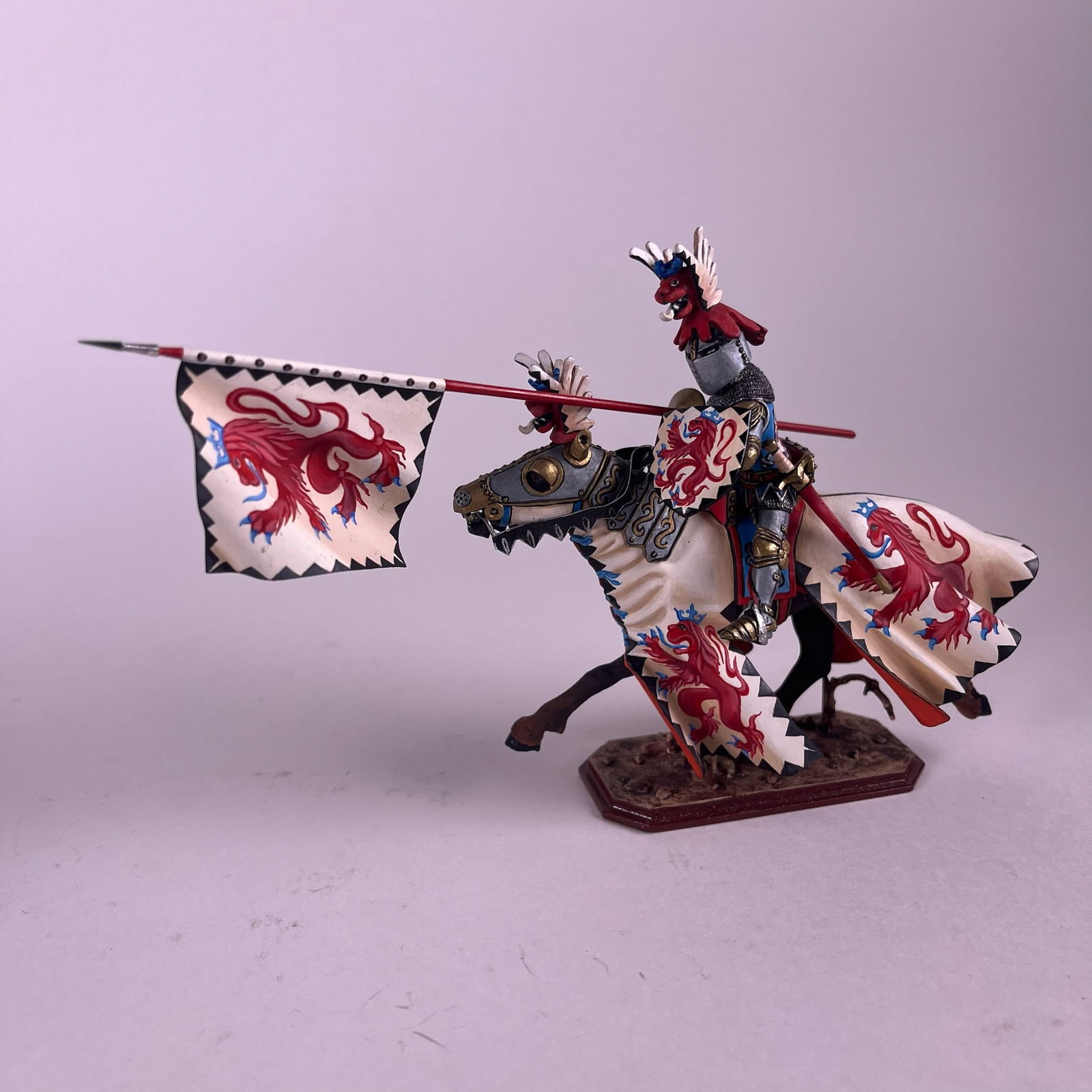 St Petersburg Collection Knight Phillip de Erpe (1 of 5)