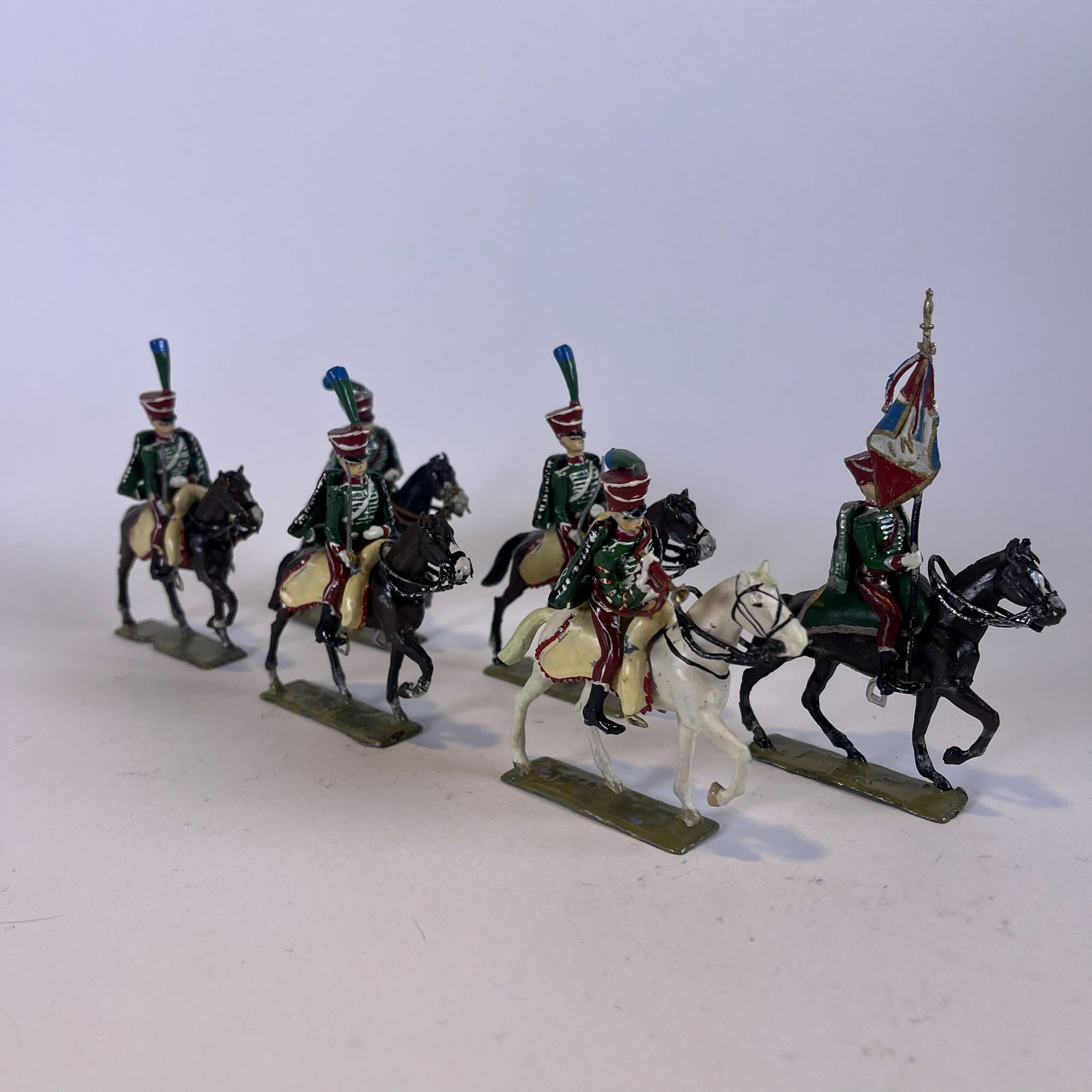 Lucotte Garde d'Honour Cheval: Circa 1930. 6 pieces. Condition excellent with two bent plumes. Unboxed.