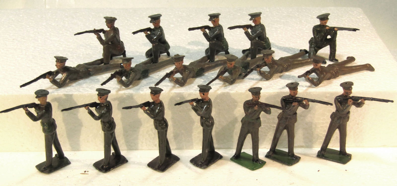 Britains No 1260 British Infantry (1 of 2)