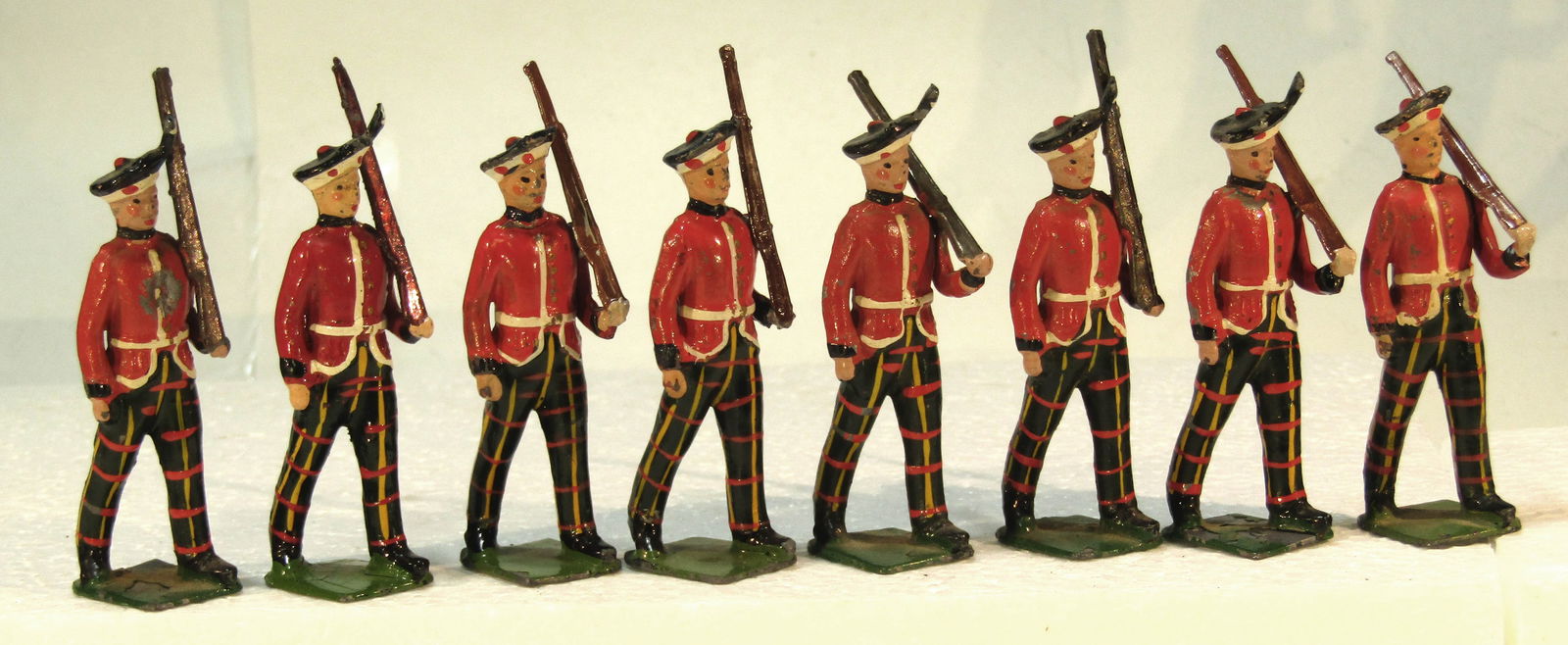 Britains No 212 Royal Scots, Lowlanders (1 of 2)