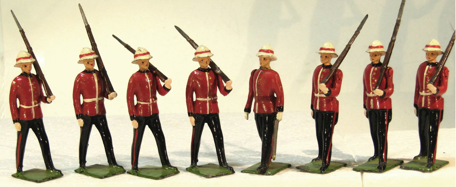 Britains Canadian Light Infantry (1 of 2)