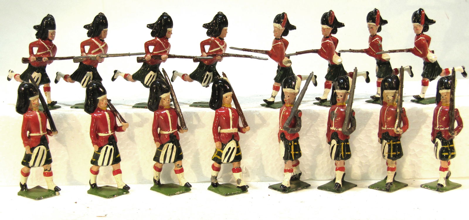 Britains No 11 Black Watch 42nd Highlanders (1 of 2)