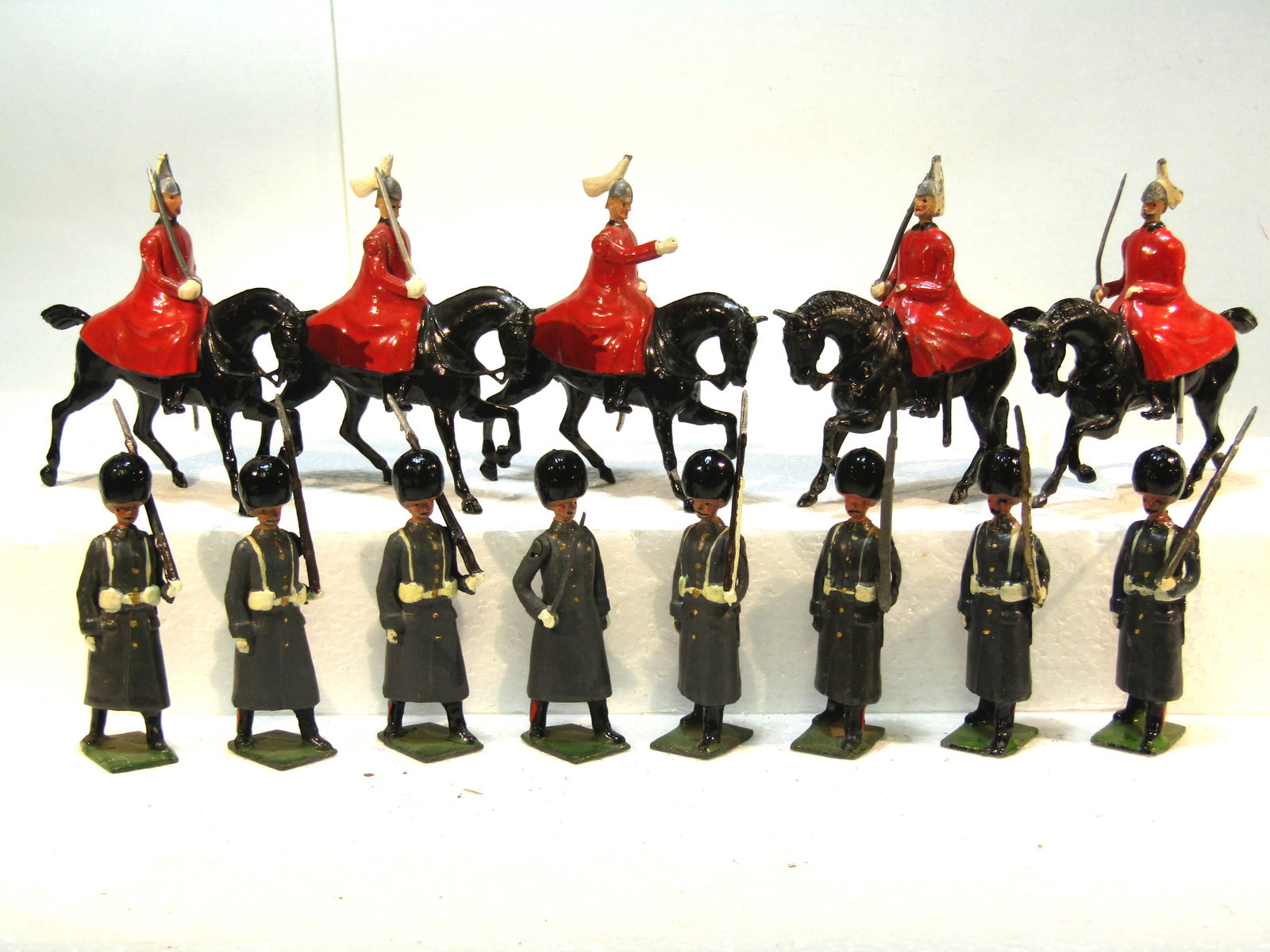 Britains No 429 Life Guards and Scots Guards (1 of 2)