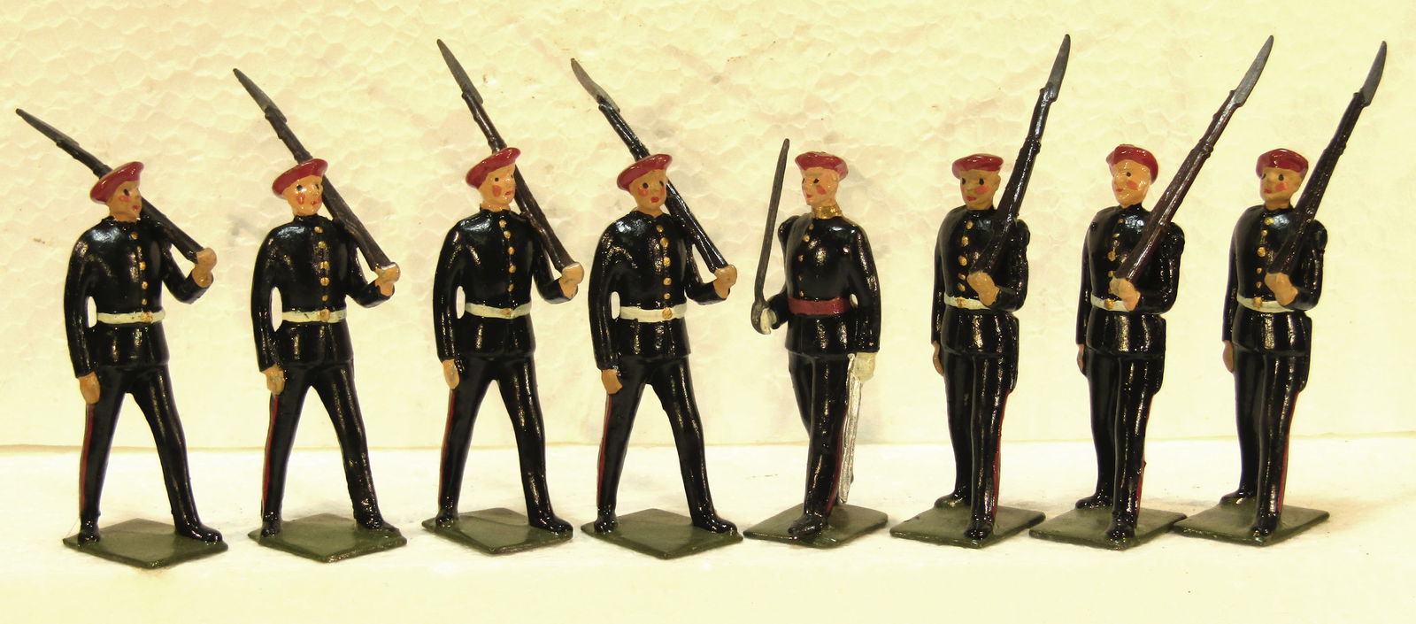 Britains No 2092 Red Devils Parachute Regiment (1 of 2)