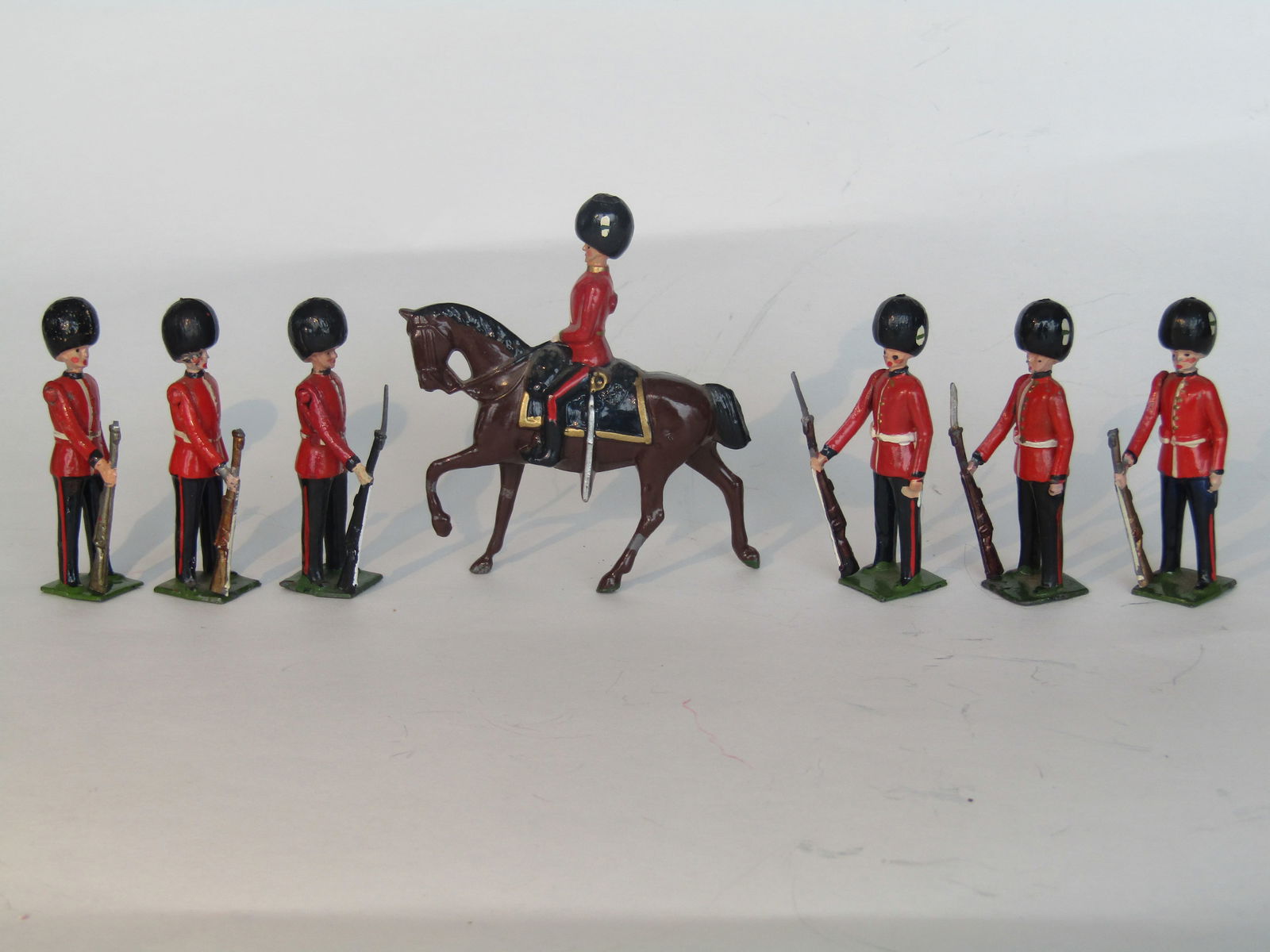 Britains No 2084 Welsh Guards (1 of 2)