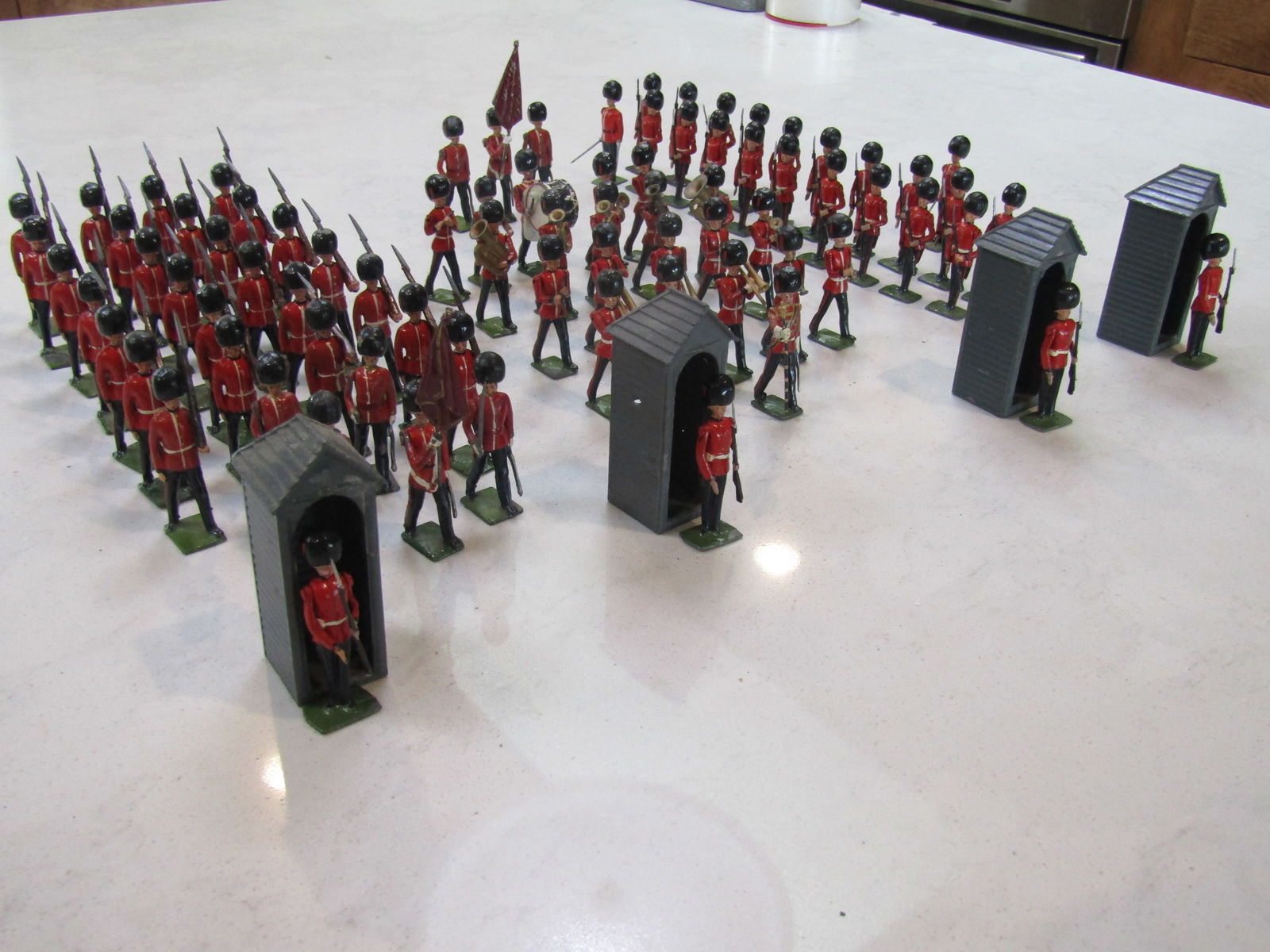 Britains No 1555 Changing of the Guard (1 of 8)