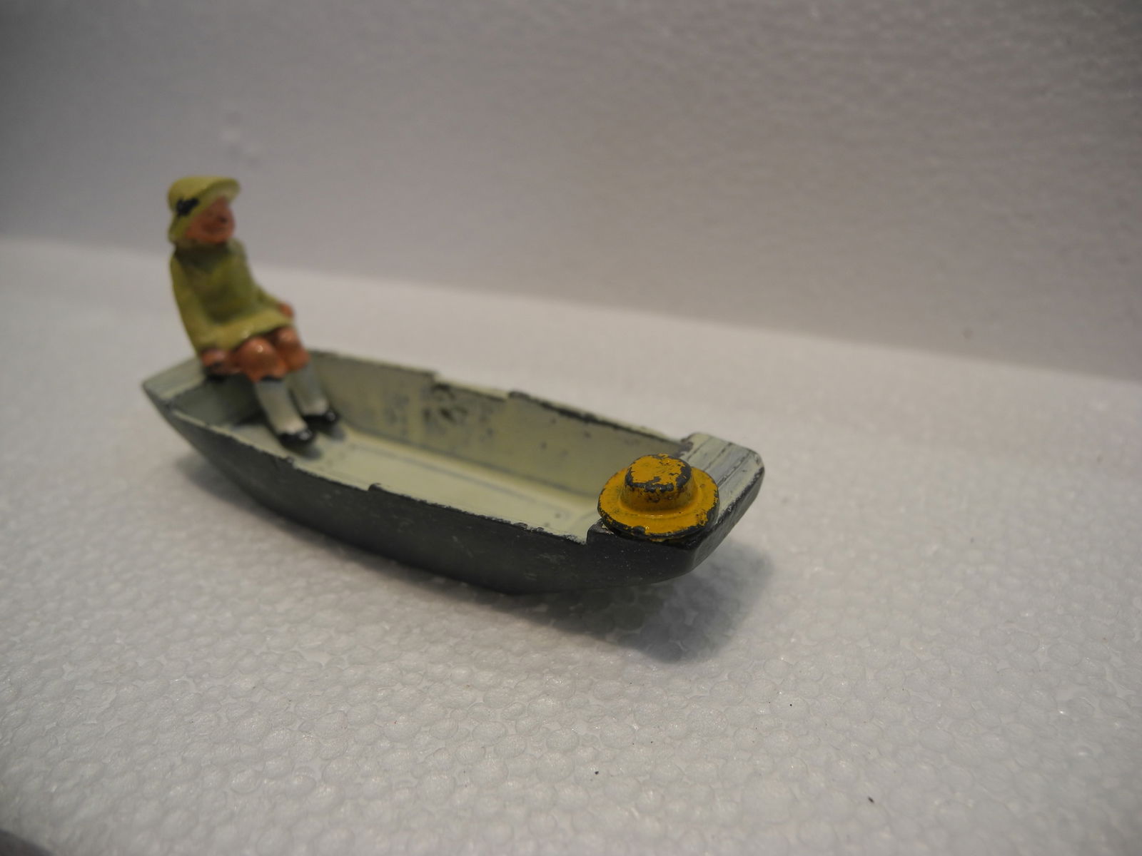 Young Girl in a Straw Hat Sitting (1 of 1)