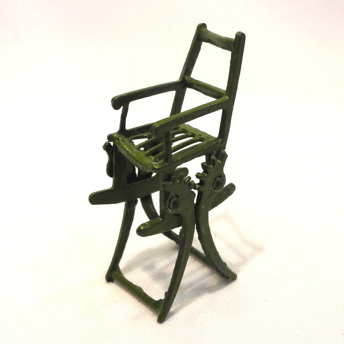 Britains Rare High Chair (1 of 1)