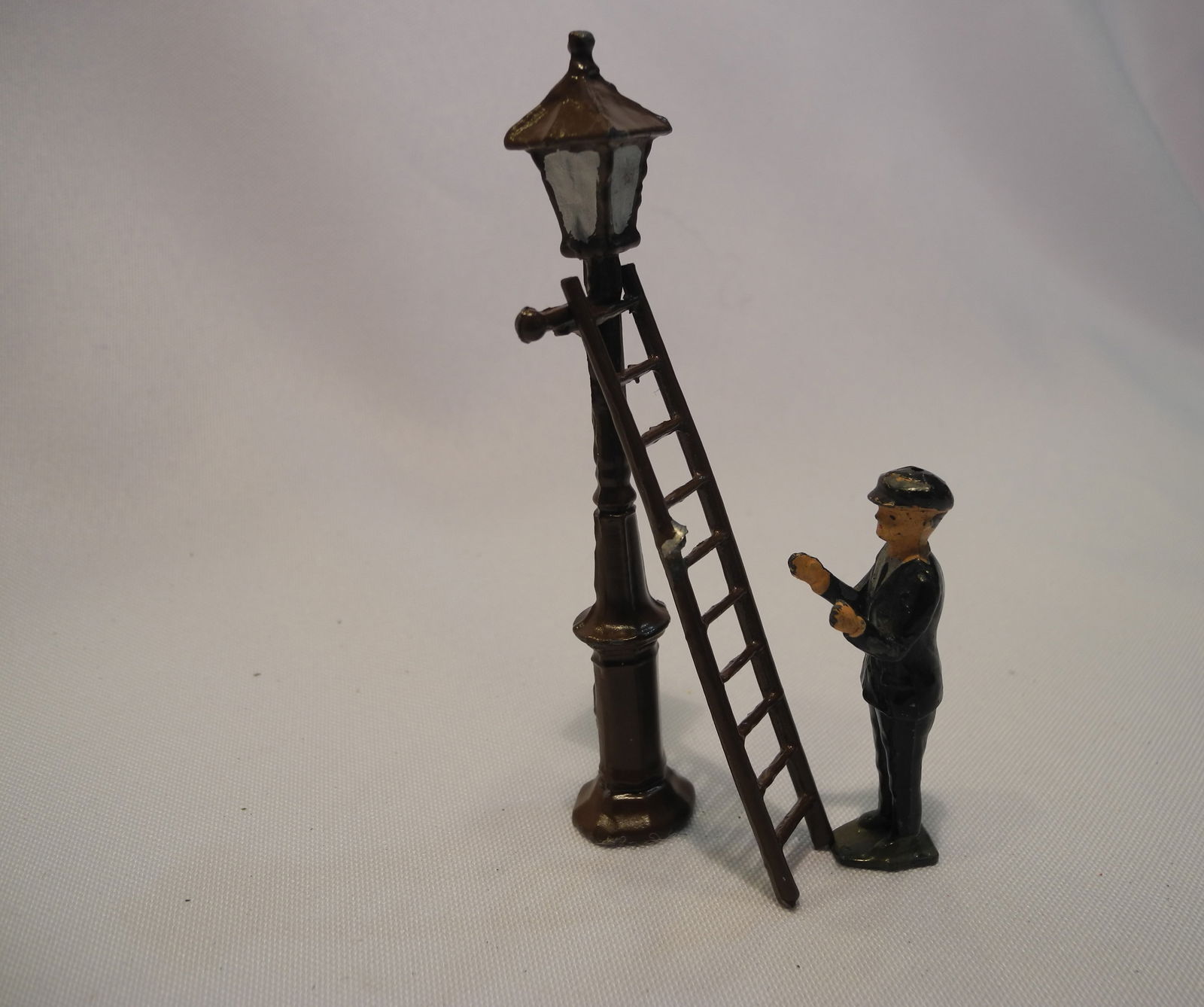 Johillco Lamplighter and Lamp Reproduction (1 of 1)