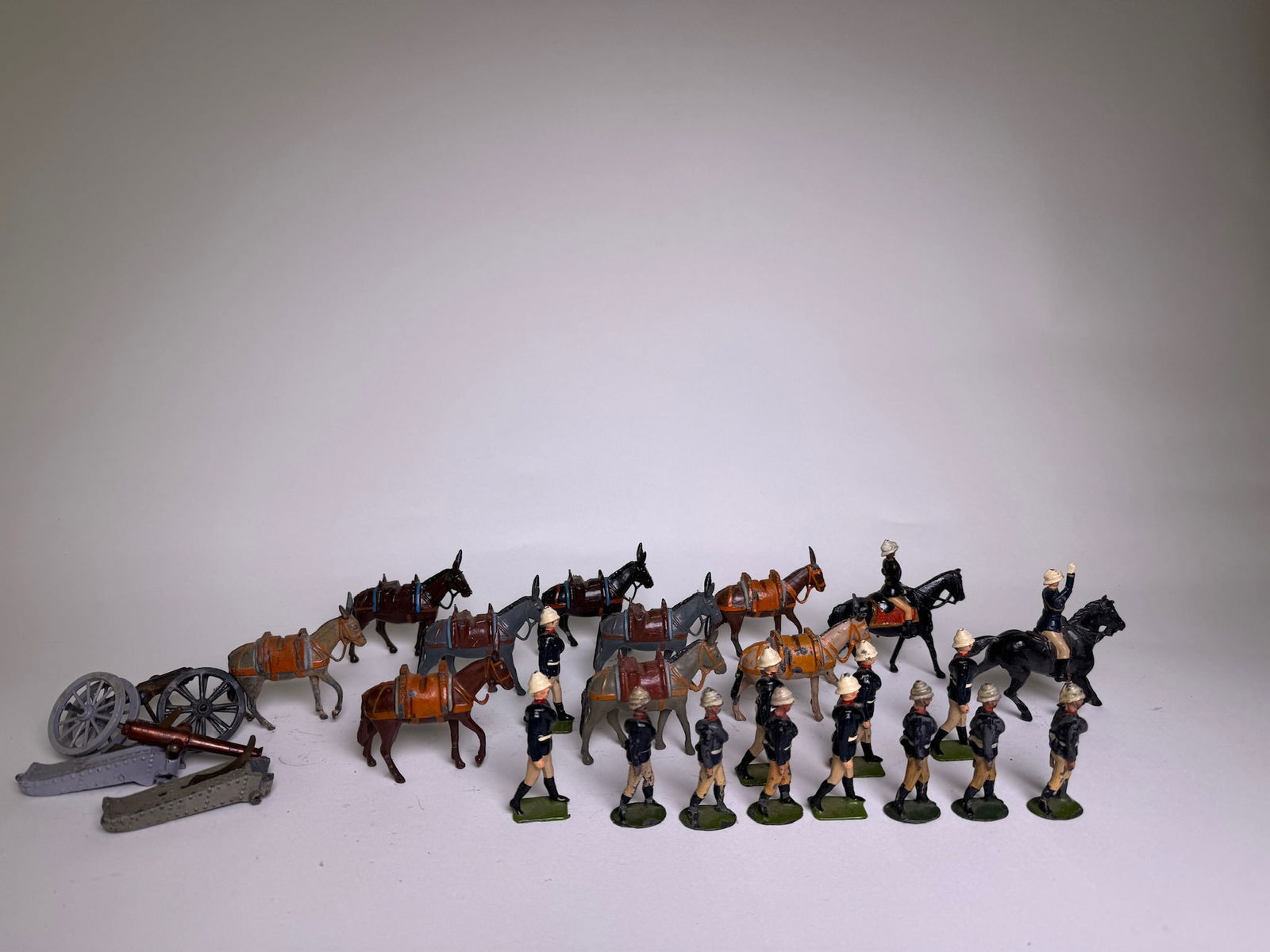 Britains No 28 Mountain Artillery Assortment (1 of 1)