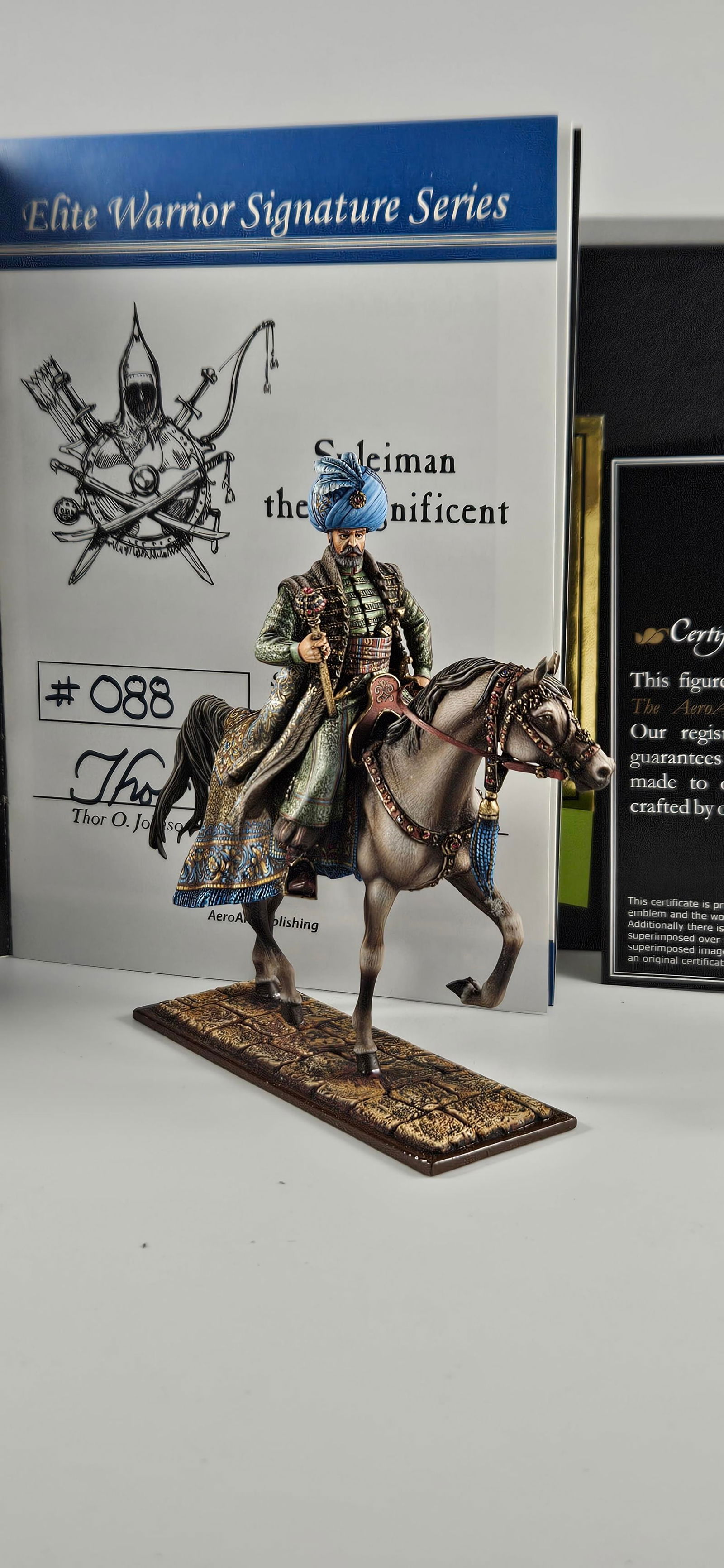 AeroArt St. Petersburg Mounted Suleiman (1 of 4)