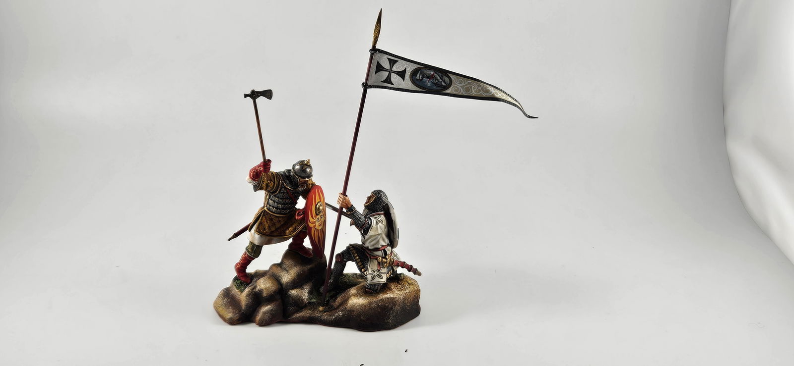 Amber St. Petersburg Crusader in Battle Vignette (1 of 5)