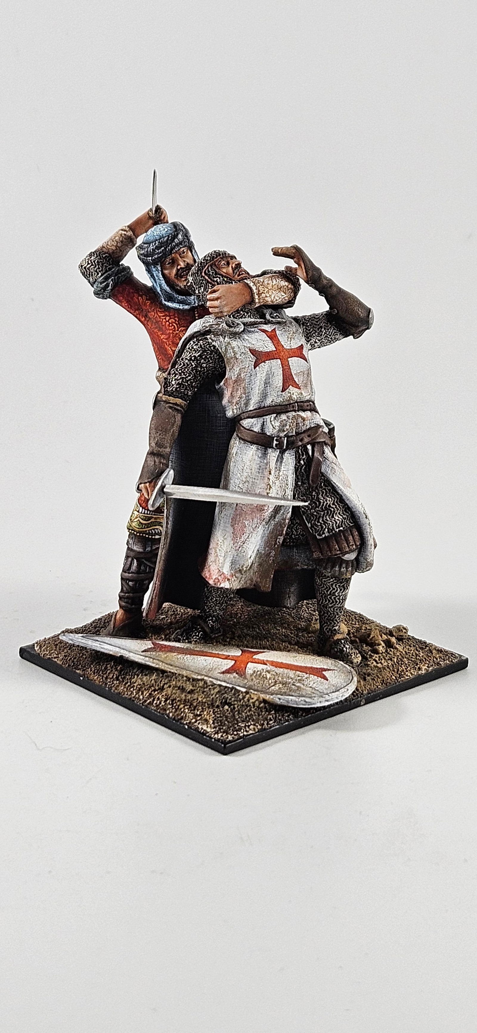 AeroArt Nevskaya St. Petersburg Crusader Saracen (1 of 5)