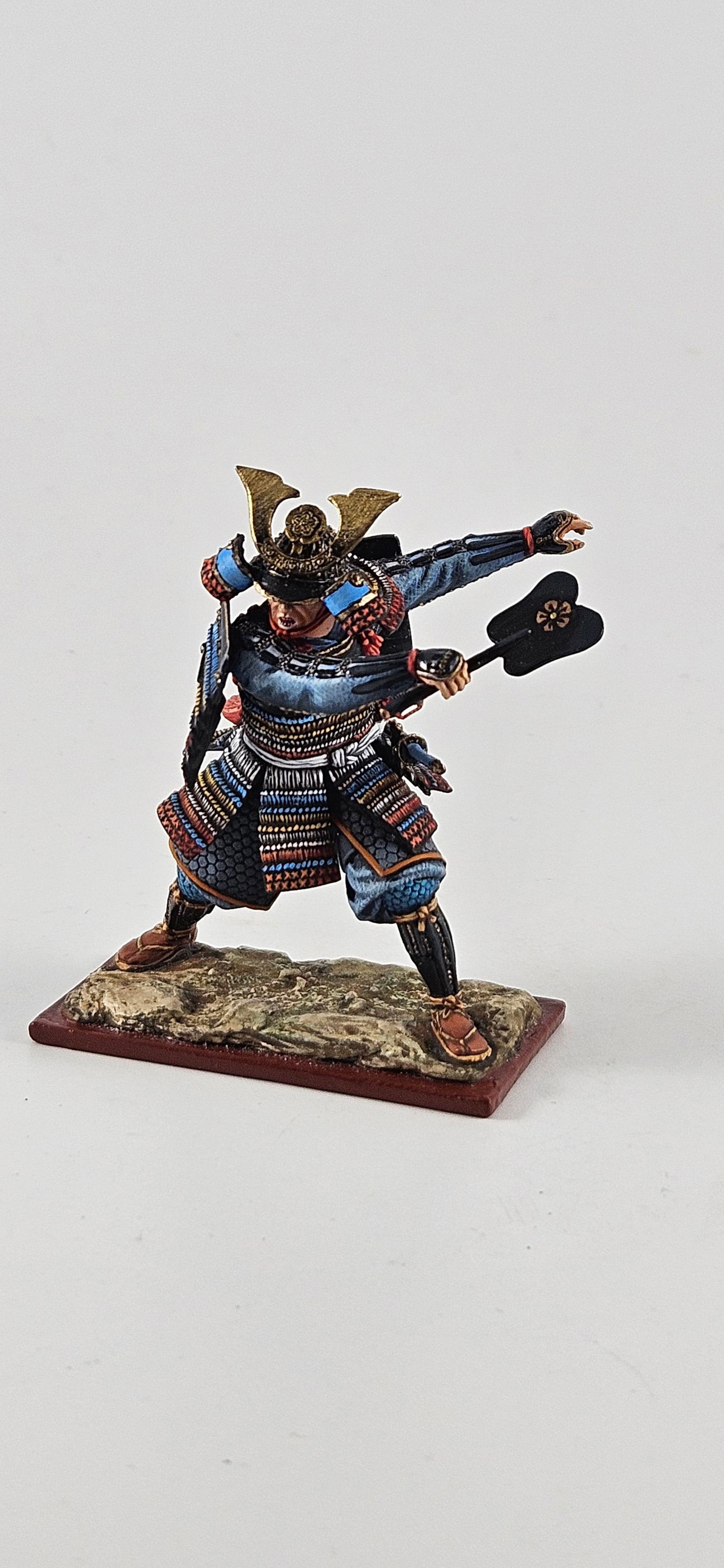 AeroArt St. Petersburg Samurai Oda Nobunaga: AeroArt Military Miniatures - The St. Petersburg Collection #6232.2 - Samurai Oda Nobunaga with War Fan. Excellent unboxed. 1 piece.