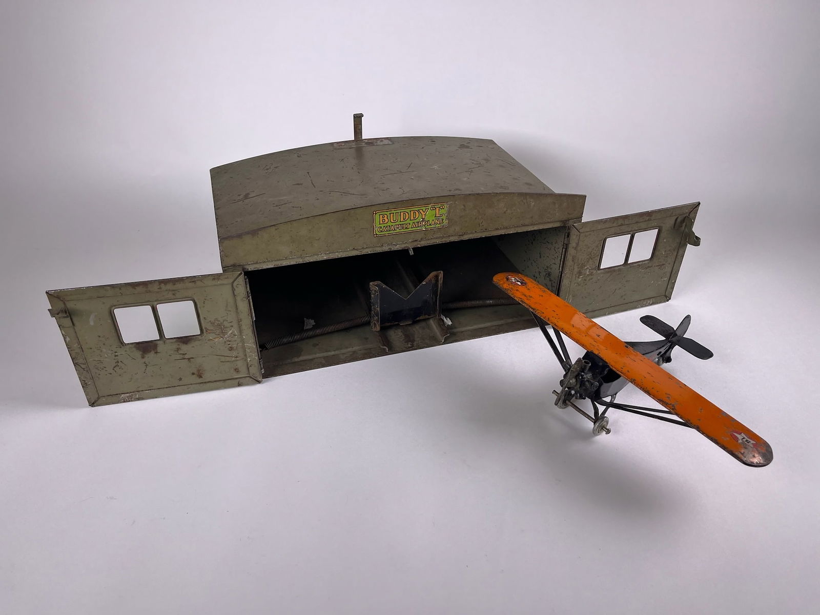 Buddy L Monocoupe Plane with Catapult Hanger (1 of 3)
