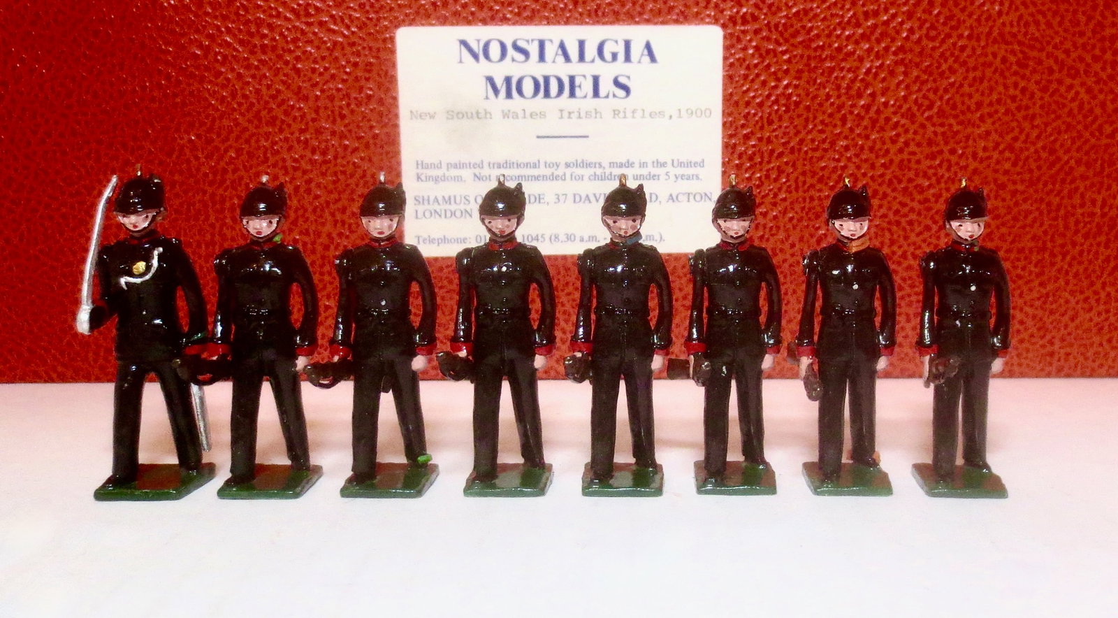 Nostalgia New South Wales Irish Rifles 1900: 8 pieces. Mint to near mint condition. Box excellent.
