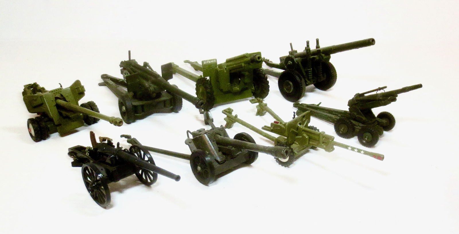 Assorted Field Artillery Guns, Variety of Makers (1 of 1)